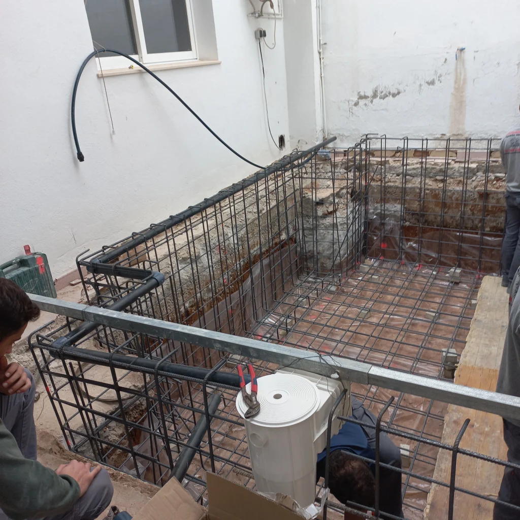 piscina urbana a medida estructura forjao 1 construcciones agustin valverde lucena